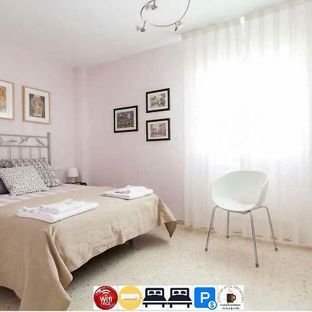 Apartamento Jardin De Santa Paula Севилья Экстерьер фото
