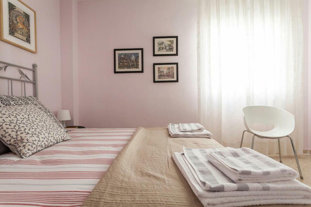 Apartamento Jardin De Santa Paula Севилья Экстерьер фото