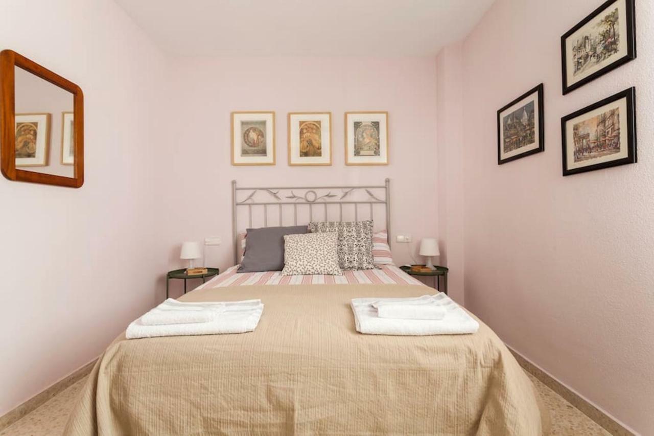 Apartamento Jardin De Santa Paula Севилья Экстерьер фото